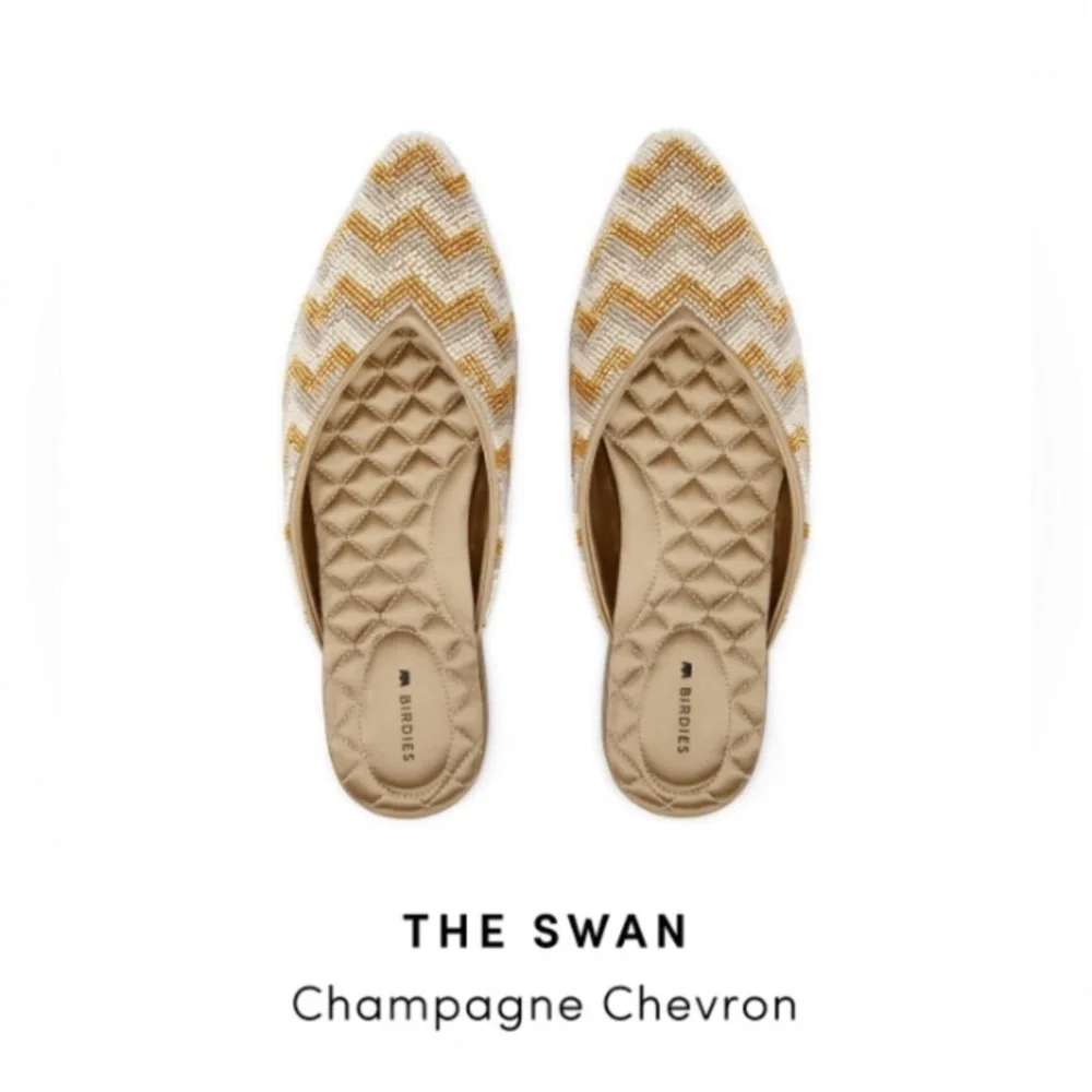 Birdies The Swan Gold White Champagne Chevron Holiday Almond Toe Mules size 7 - Picture 2 of 10